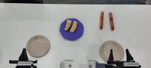 Hot-dog serving, key frame 1 of 6
